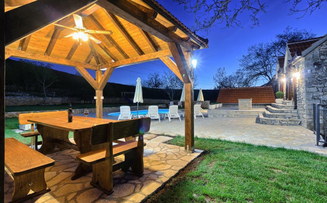 Dalmatia Stone House - Heated Pool Guest House Biorine Exterior photo
