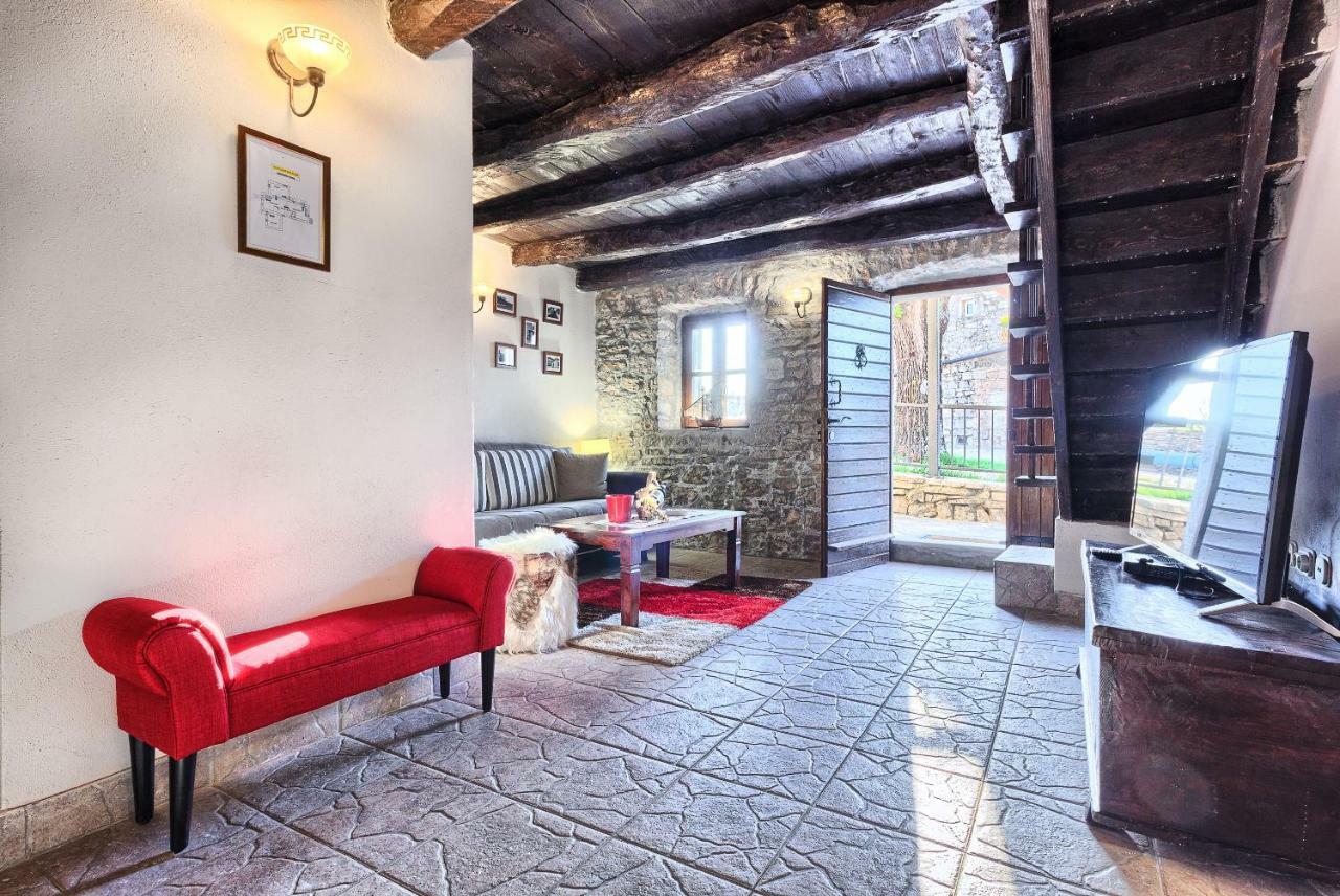 Dalmatia Stone House - Heated Pool Guest House Biorine Exterior photo